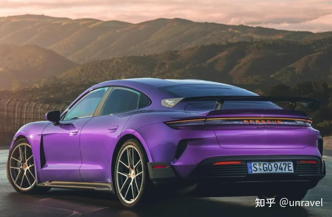 以一款2021款的帕拉梅拉为例,两年不到的时间,车价已经亏了超过45万元