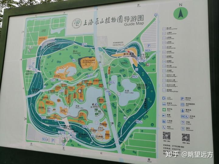 西部主要有西湖,不是杭州的西湖,月季园,各类植物园(如:芍药园,迷宫