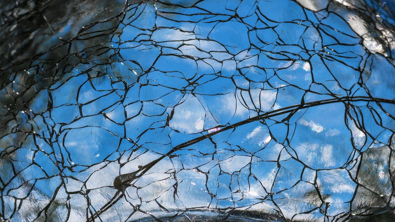 镜子为什么易碎