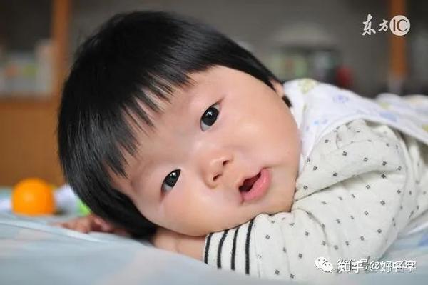 杨姓阳刚霸气的名字(男宝宝应选用一些阳刚、大气、霸气的名字)