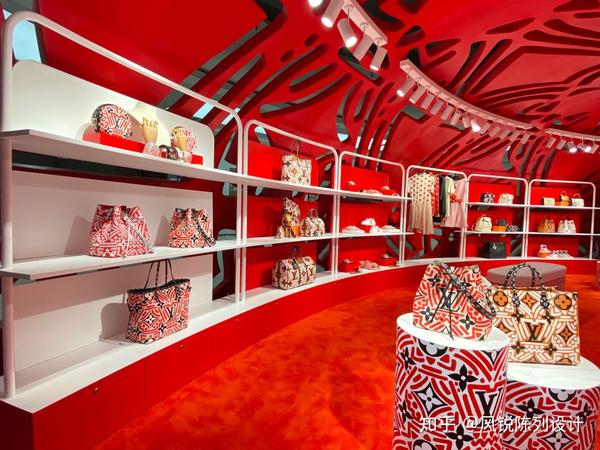 lv的七夕快闪店如何陈列?风锐陈列师带你抢先看