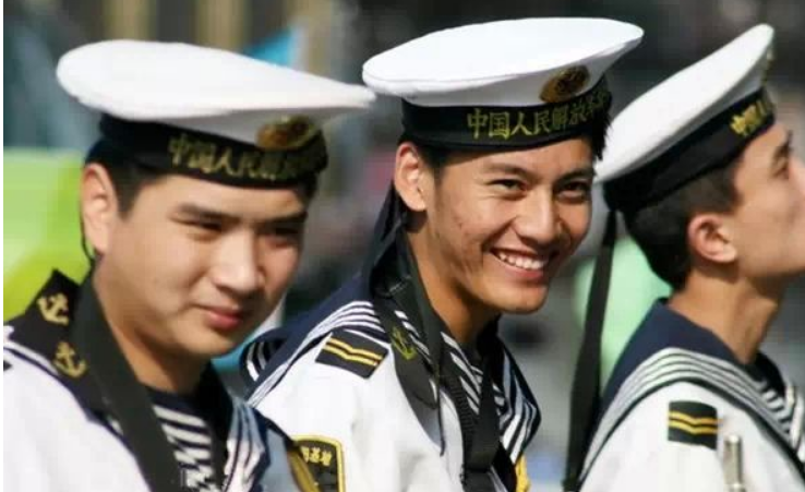 我海军水兵帽,有两根飘带,究竟有何作用- 知乎 我海军水兵帽,有两根飘带,究竟有何作用- 知乎
