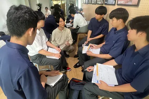 请输入图片描述