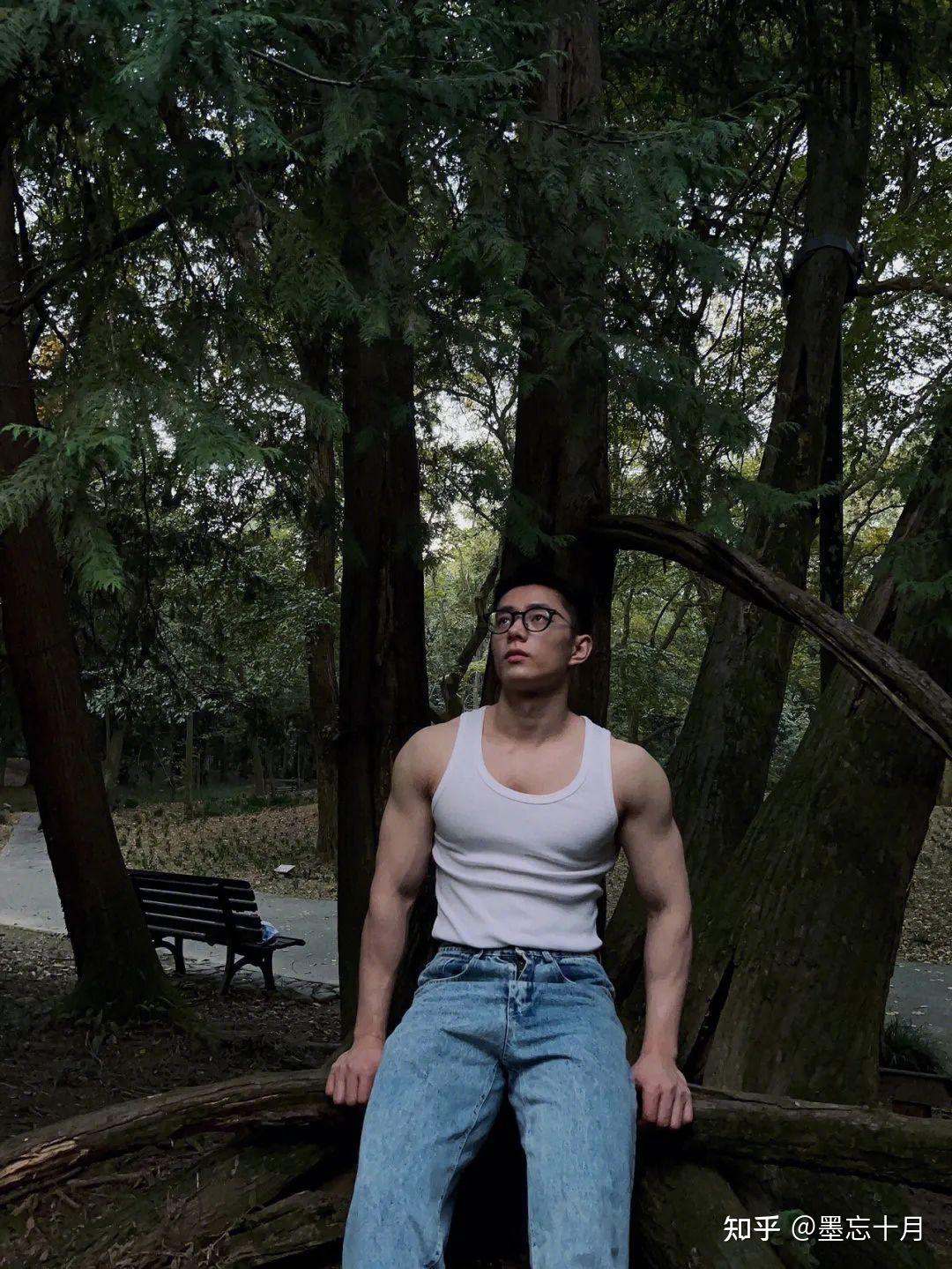 浙江肌肉帅哥,这个小狼狗太撩人了…… - 知乎