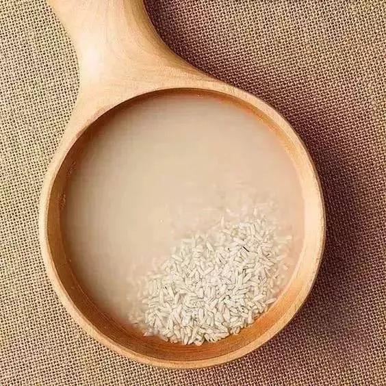 《史记·外戚世家》记载而是咱们生活中常见的淘米水这里打的"潘汗"并