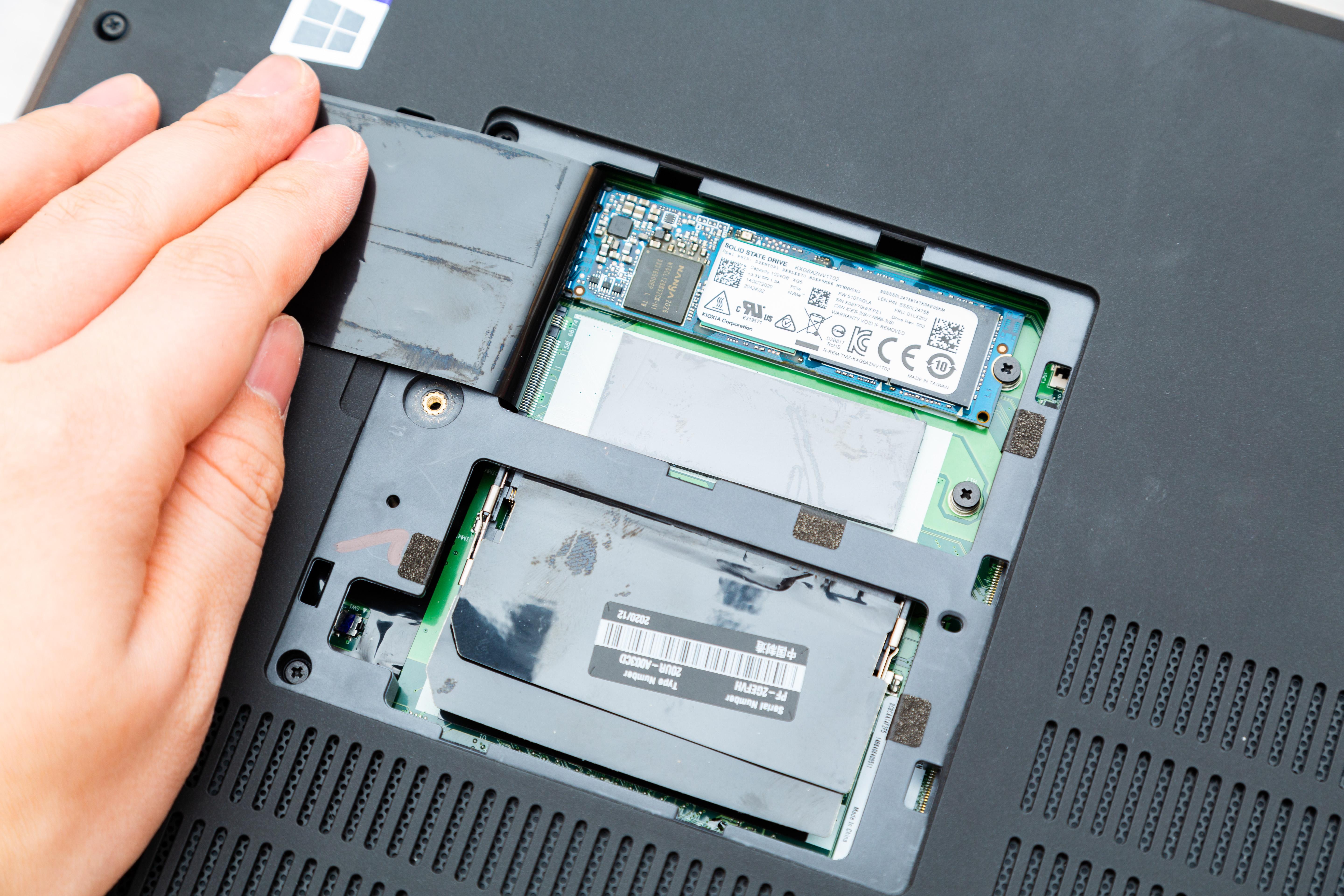 可能是当下设计用料最好的15寸移动工作站:拆解评测thinkpad p15	15g