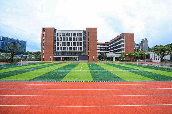 今天,新学校开学现场直击!一大堆热辣新图来袭
