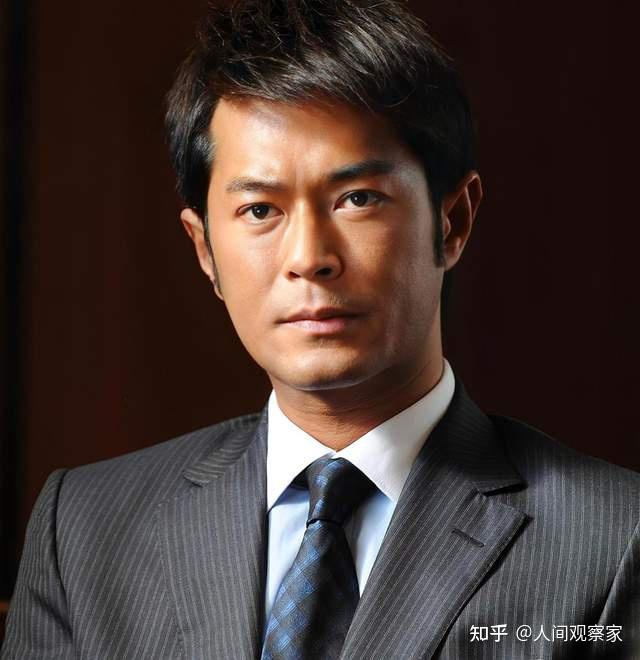 6位天王巨星出道前的工作,有理发师,有警察,还有餐厅服务员 - 知乎