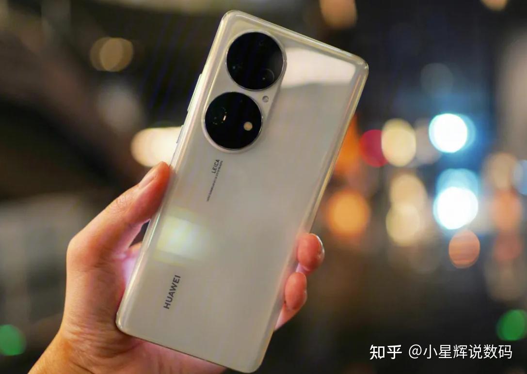 从5988元跌至3289元,鸿蒙 256gb 100倍变焦,华为高端机加速退场