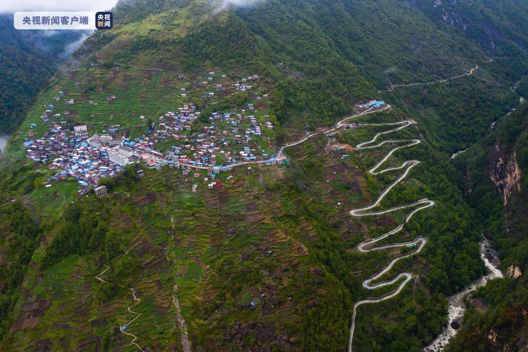 壮美山河 全景描绘