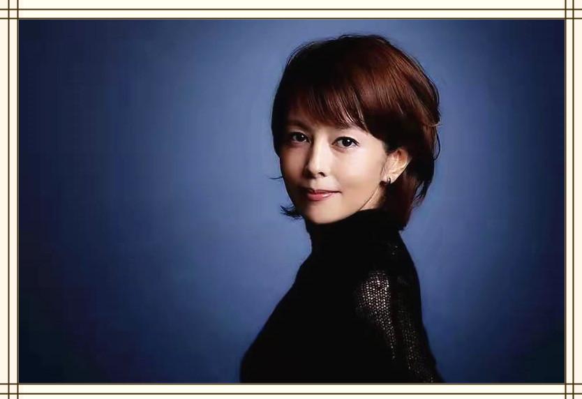 泽口靖子,昭和时代最后一个“绝色佳人”,简约穿搭如今依旧经典 知乎