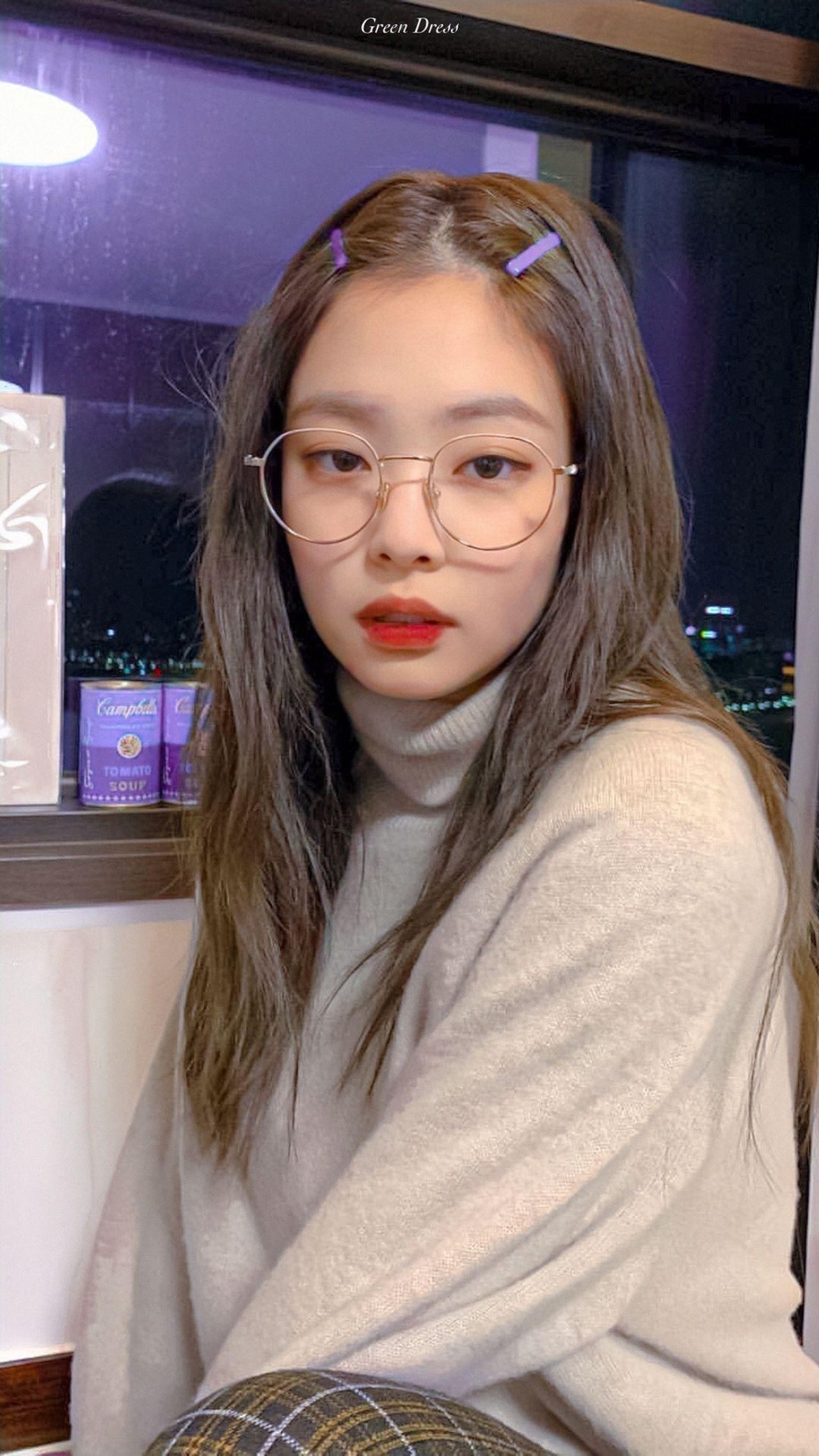 有没有blackpink成员金珍妮适合作头像的照片