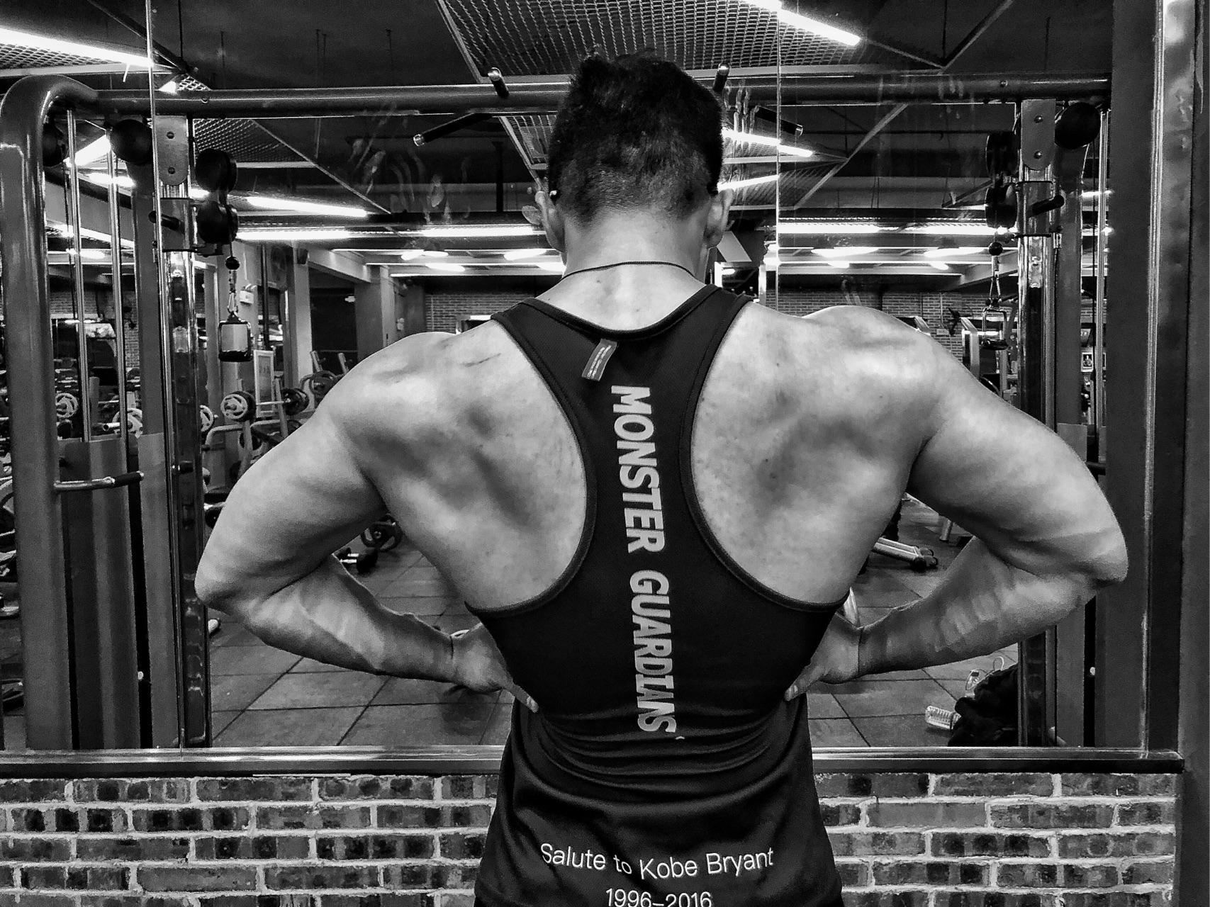 如何练成健体那样的细腰腹肌