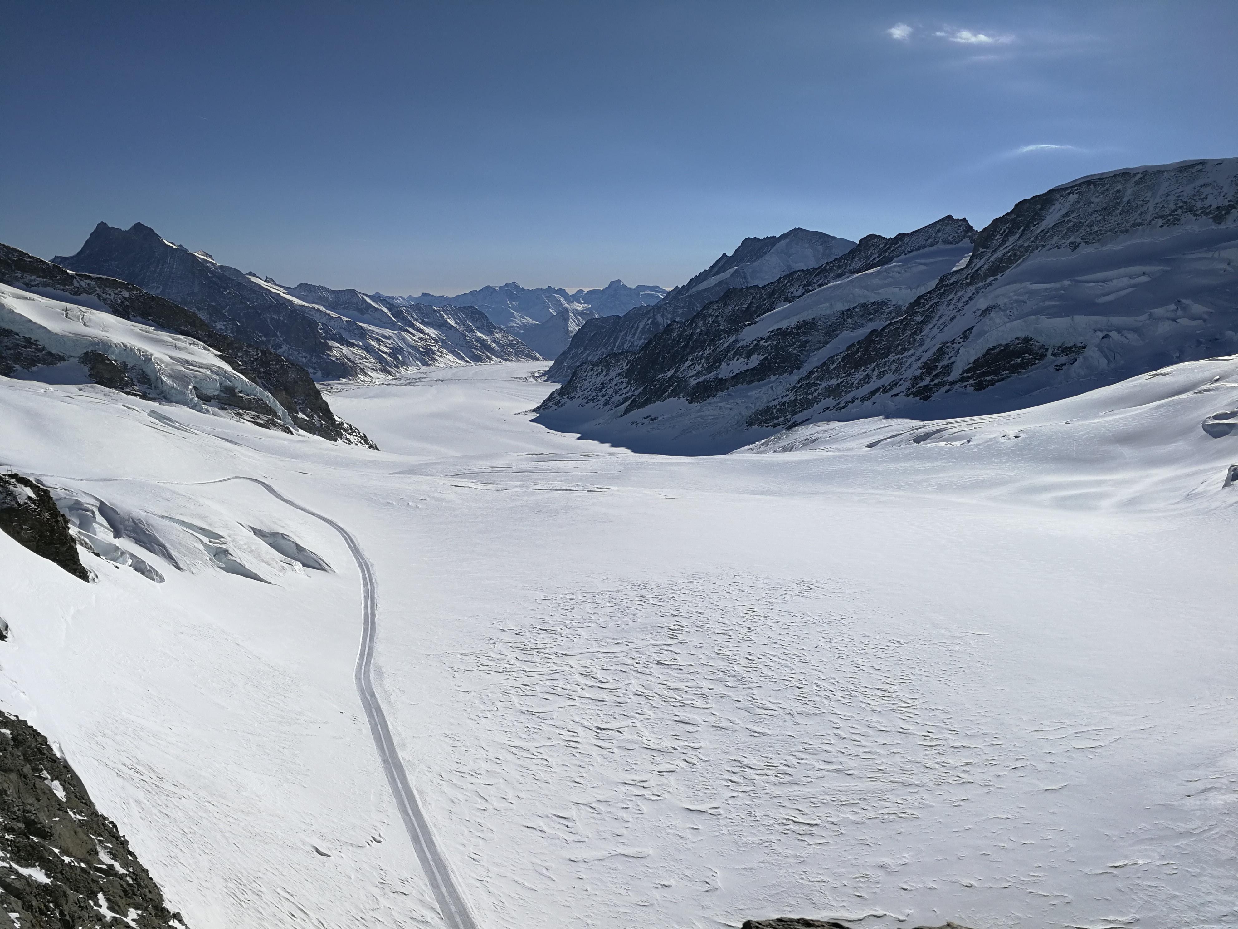 摄影图片欣赏：瑞士旖旎的自然风光_少女峰