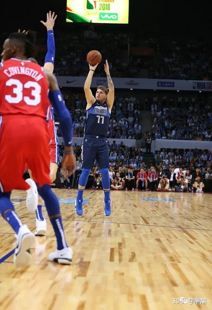 富尔茨这表现啊证明美国大学没有军训