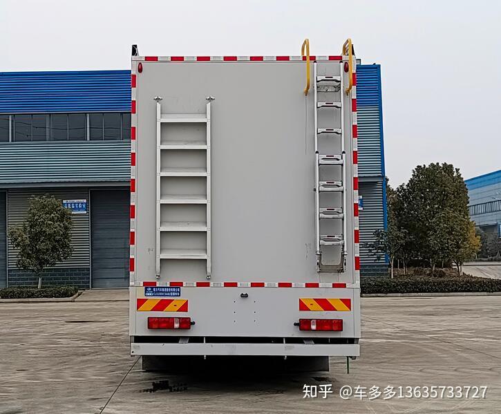 厕所也可以移动了流动厕所车