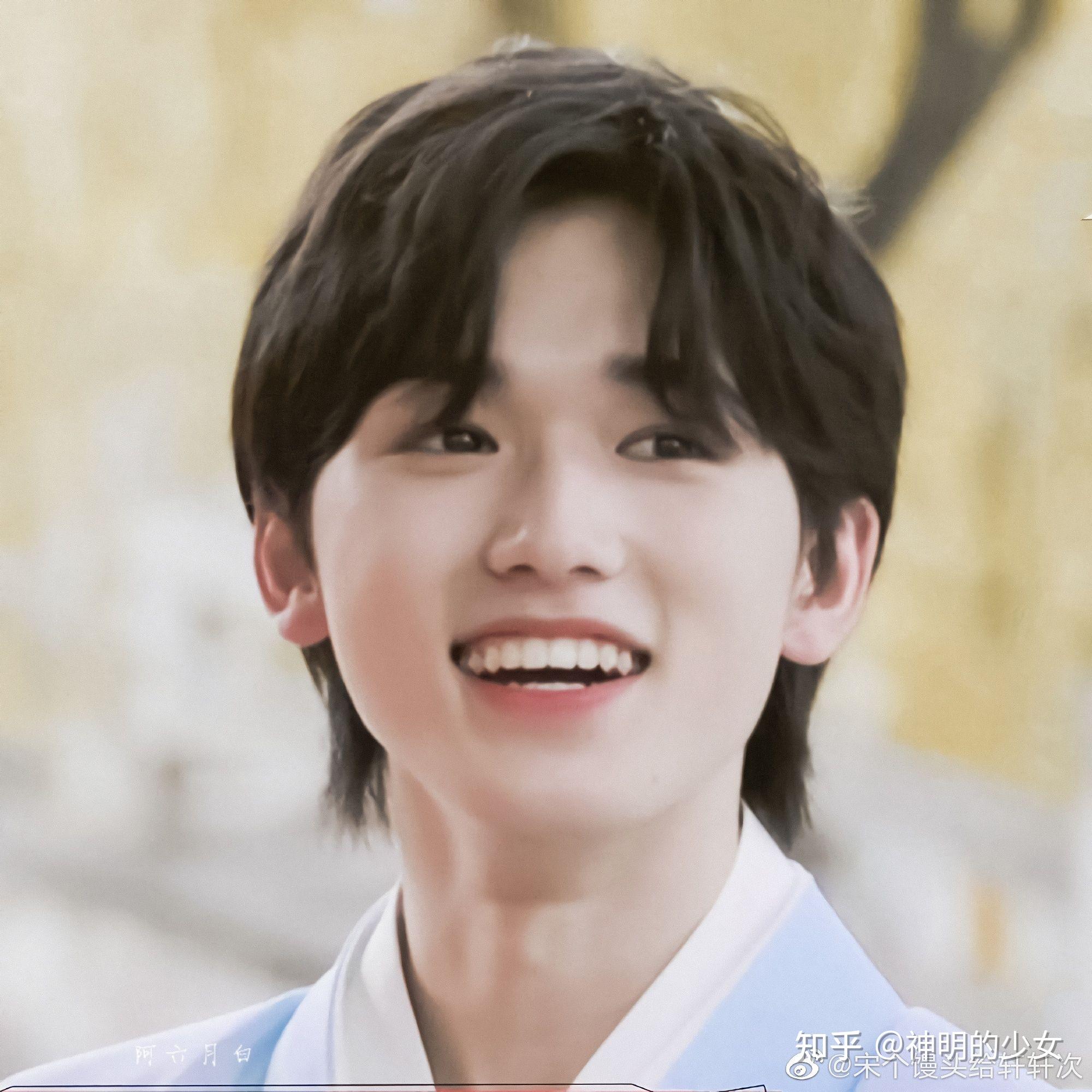 宋亚轩为什么头大