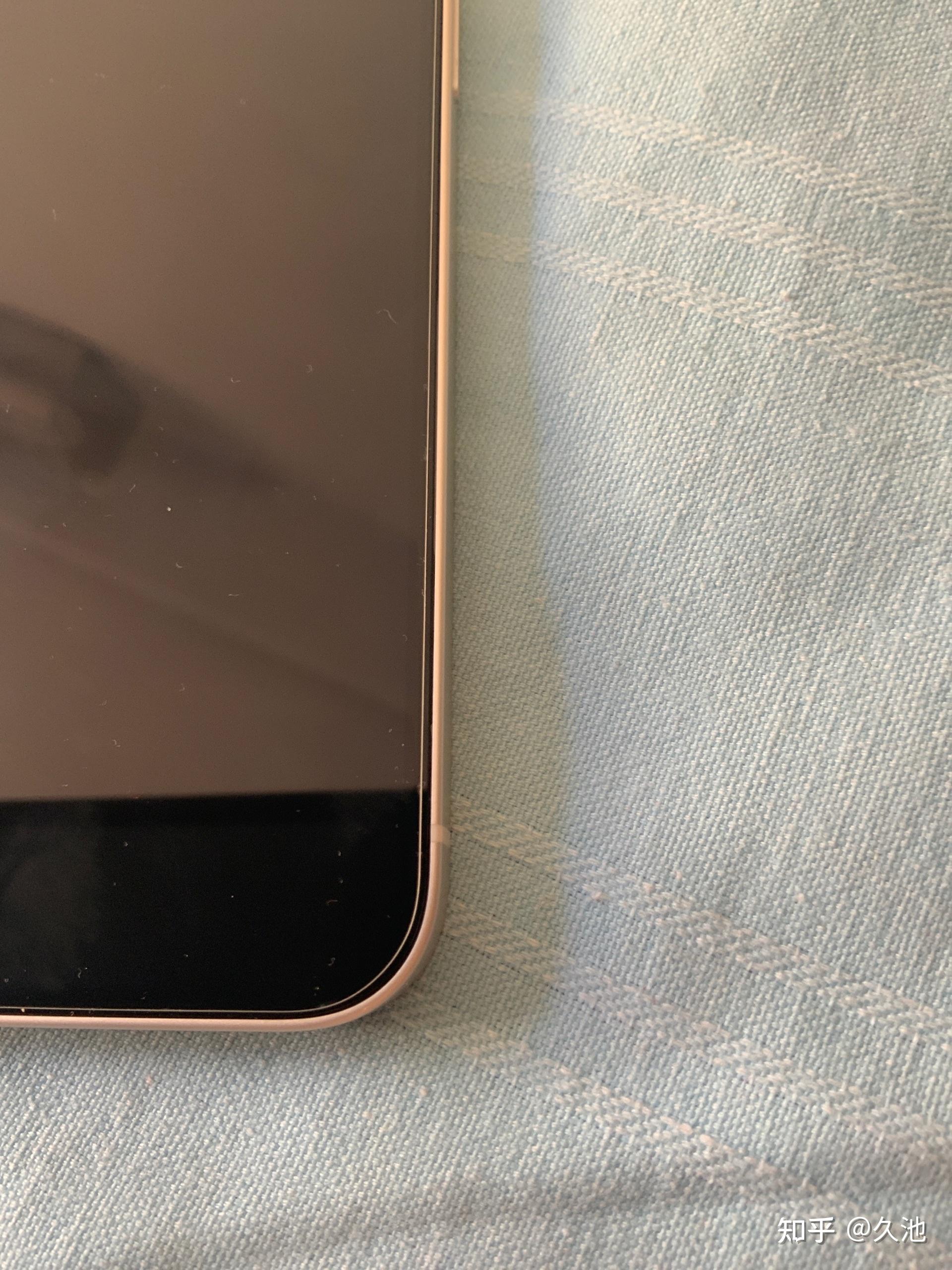 iphone12屏幕有缝隙,这样问题很严重吗?