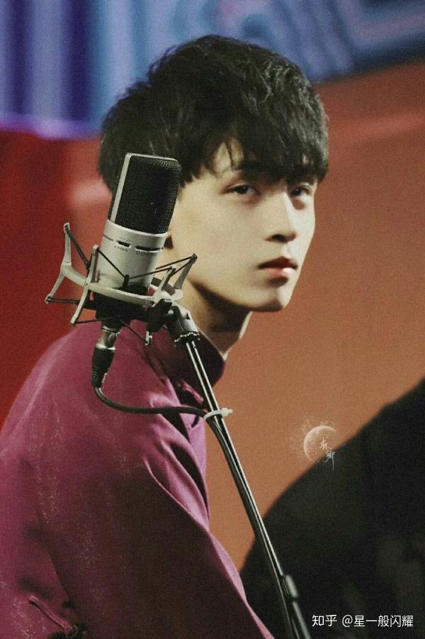 有姐妹给我分享一波德云社角儿们的绝美图片的吗四百多个lym都