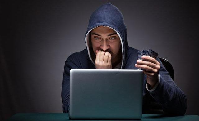 什么原因会引起胸闷气短 v2-b5de7cd4d71c3743f65bc4f63184724c_r.jpg