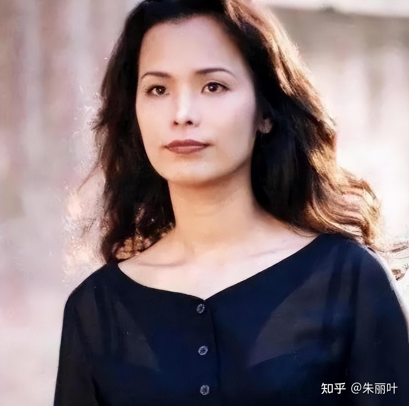 如何评价歌手韦唯? - 知乎