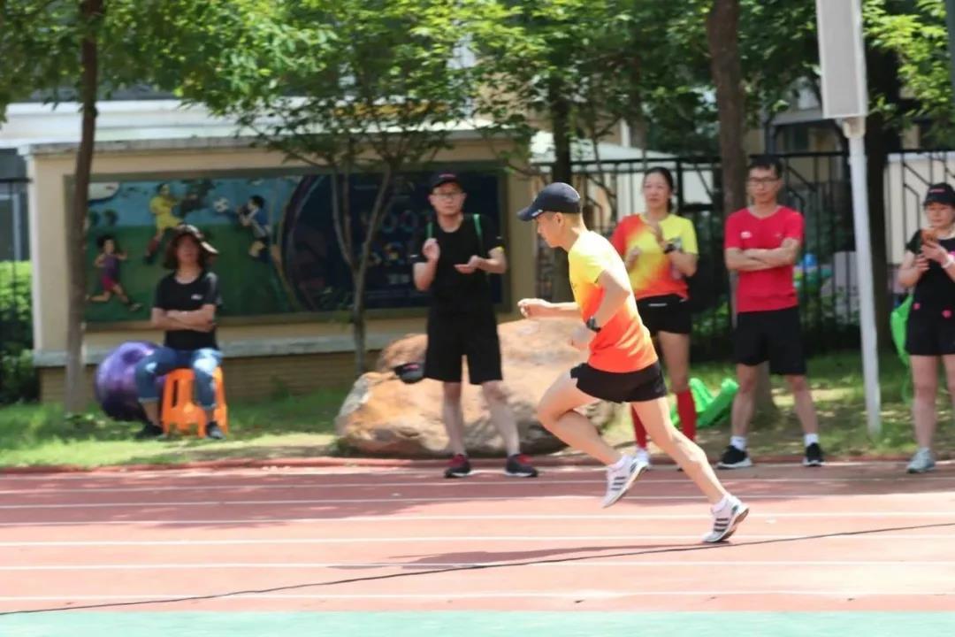 v2-b639ae7f591a3e97d487232fa4a6adf6_1440w.jpg?source=172ae18b