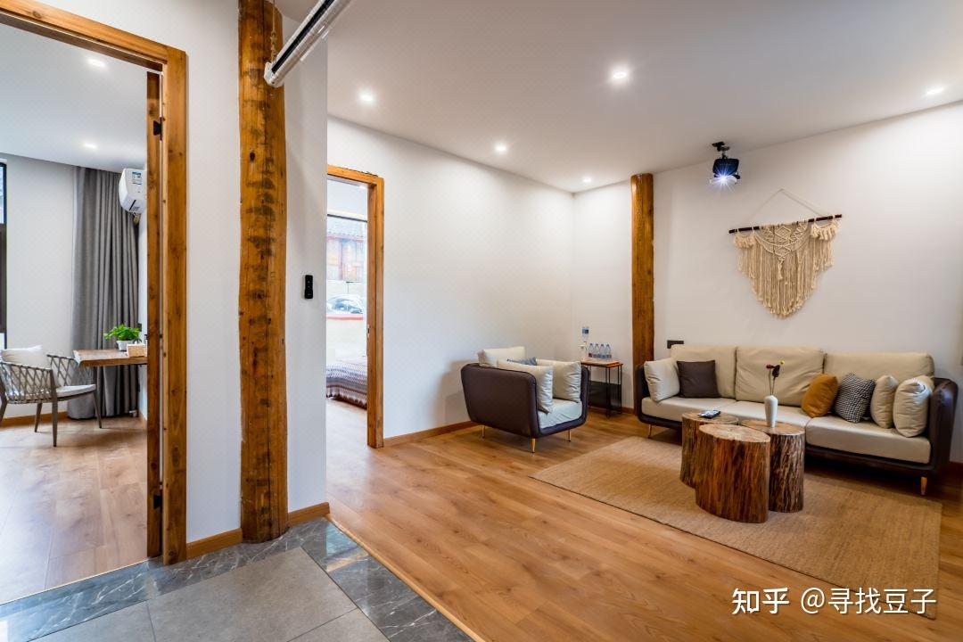 酒店装修或翻新,地面材料木地板怎么选? - 知乎