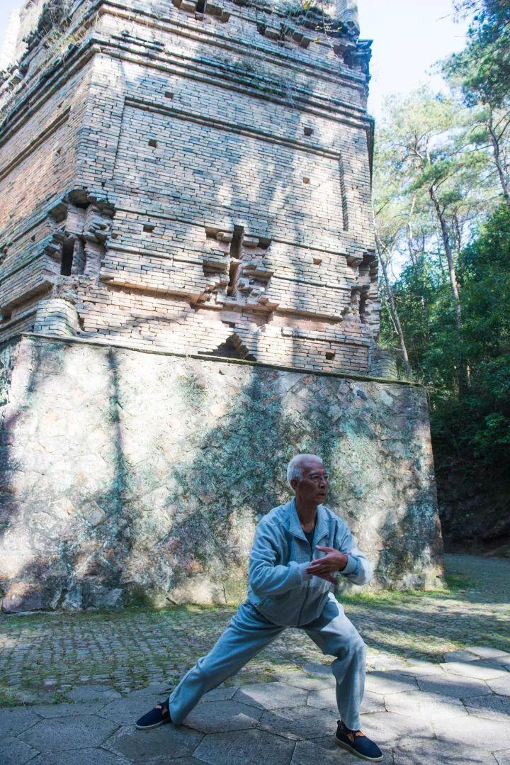 济公是个富二代却因国清寺和尚的一句话出家