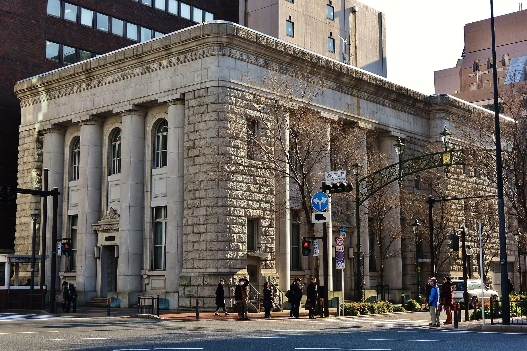 大学毕业想去日本学动画求推荐学校