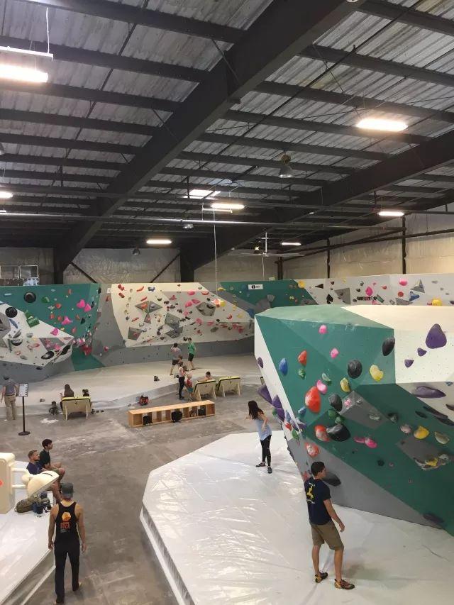 探馆021占地3700平方米全球最大抱石馆长啥样