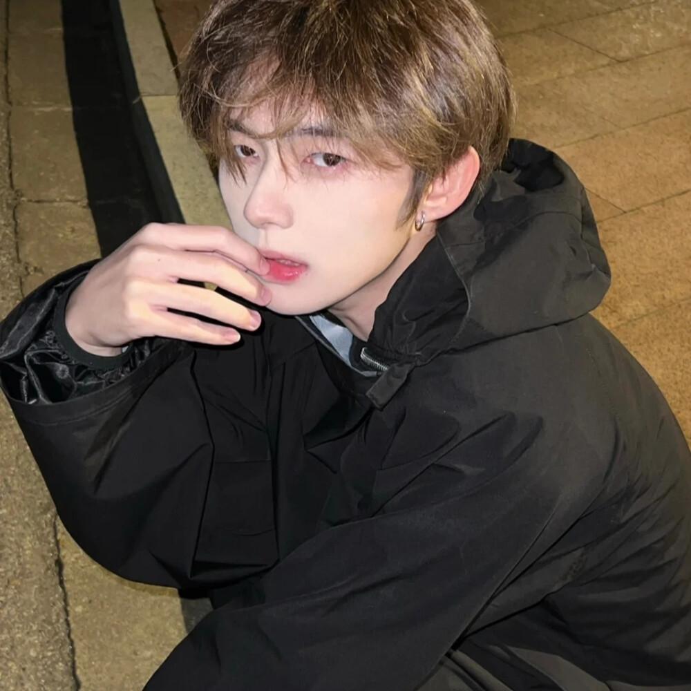 帅哥头像真人? - 知乎