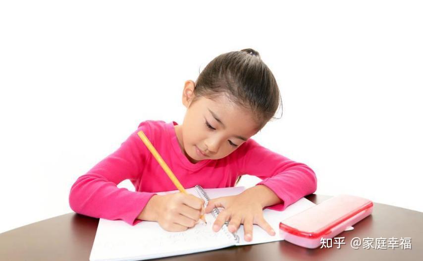 睿智灯塔孩子专注力太差怎么办小孩专注力差该怎么训练