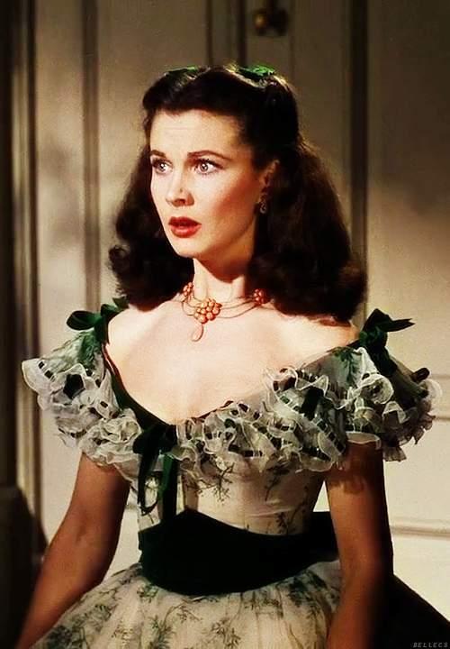 费雯丽那翡翠般颜色瞳孔美轮美奂让人沦陷她的美貌中