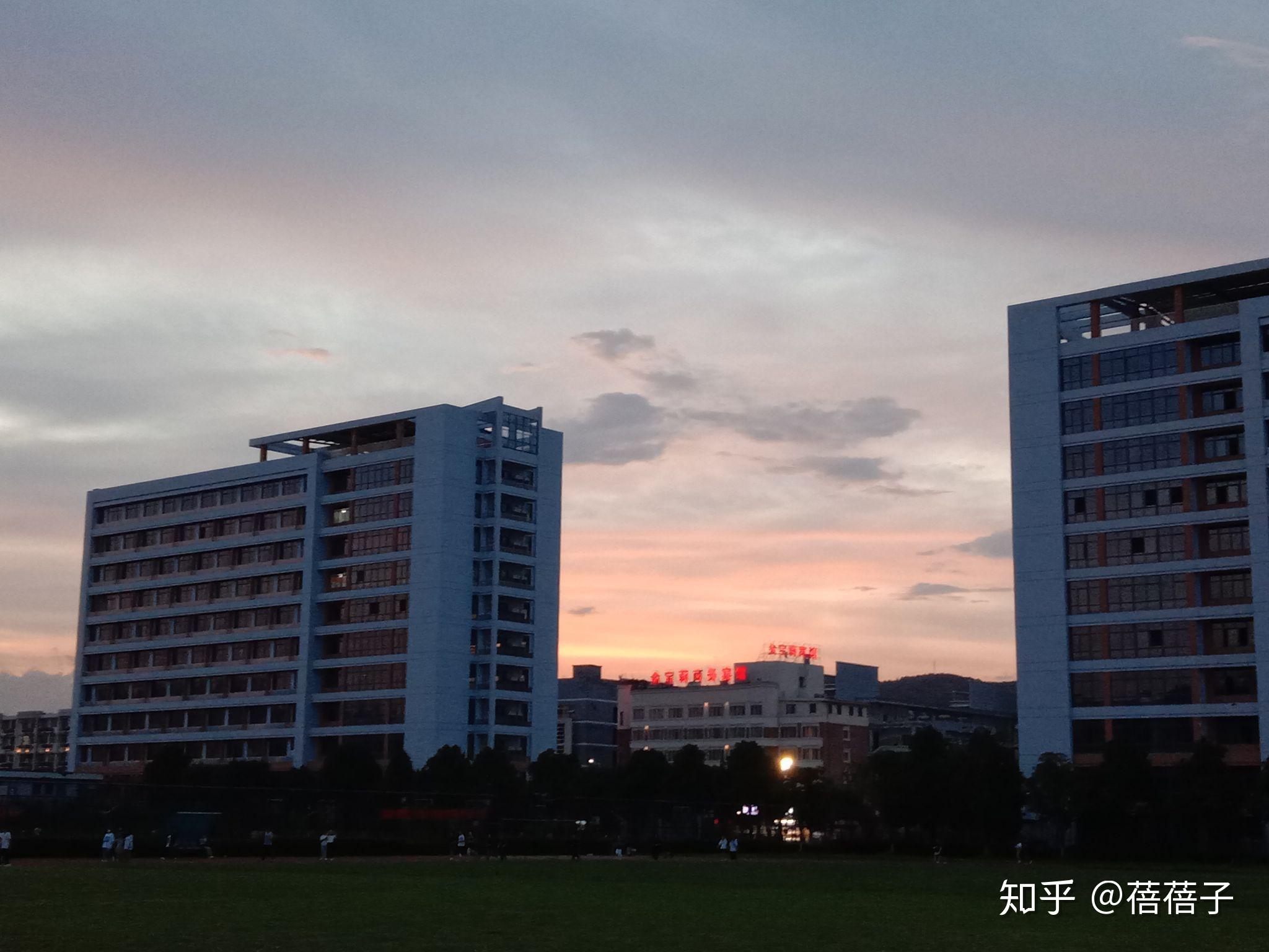 温州科技职业学院的宿舍条件如何校区内有哪些生活设施