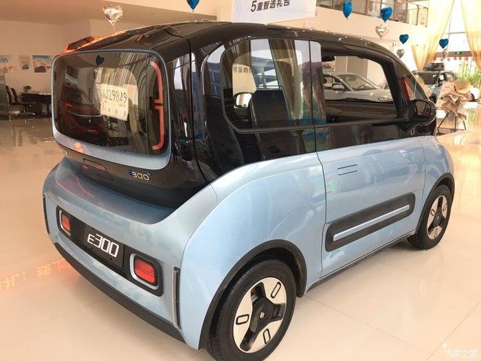 这是属于我自己的第一台车新宝骏e300