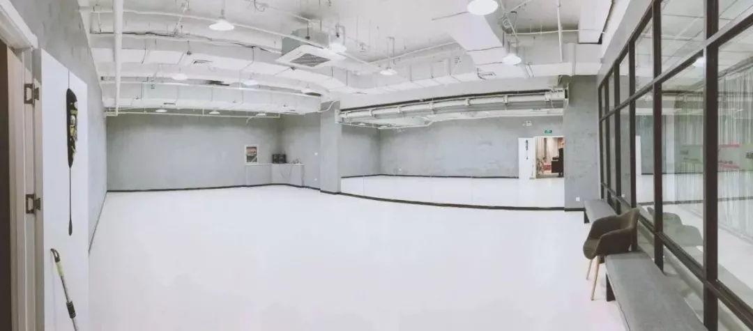 吾来舞往艺术中心南艺只是梦想开始的地方北京还有更广阔的天空任你