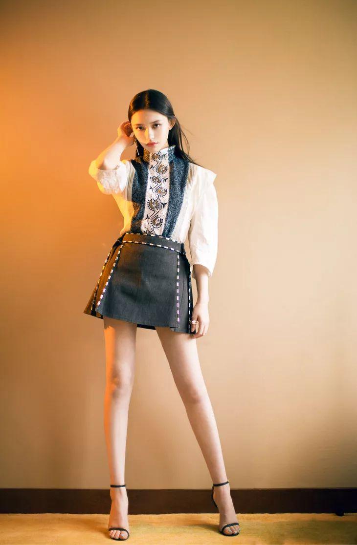 女明星们拍照的套路我终于破解了,这三招巨好用!