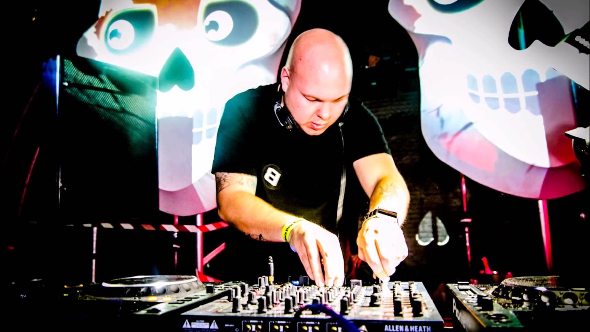 那些活跃在各大顶级电音舞台的胖纸dj