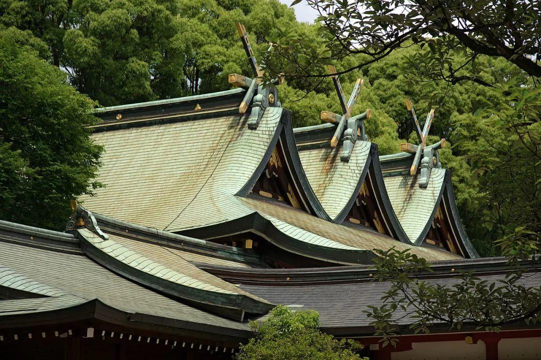 西宫神社位于日本兵库县西宫市,是日本供奉惠比寿神社的总本社.