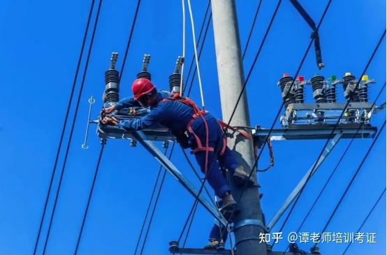 登高证、高空作业证、高处作业证是一种证吗？又该如何区分？谭老师告诉你！ - 知乎