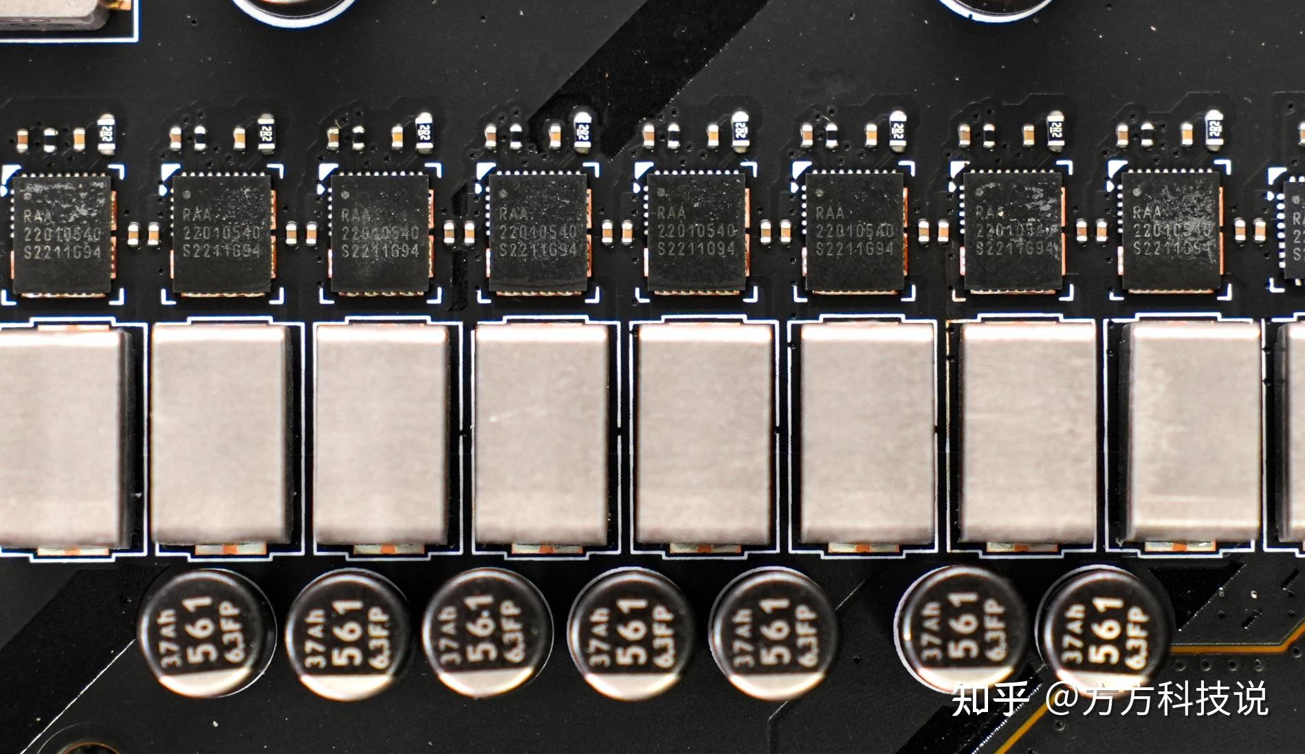 3k元段最强z790?微星mpg z790 carbon max wifi ii暗黑主板开箱 拆解