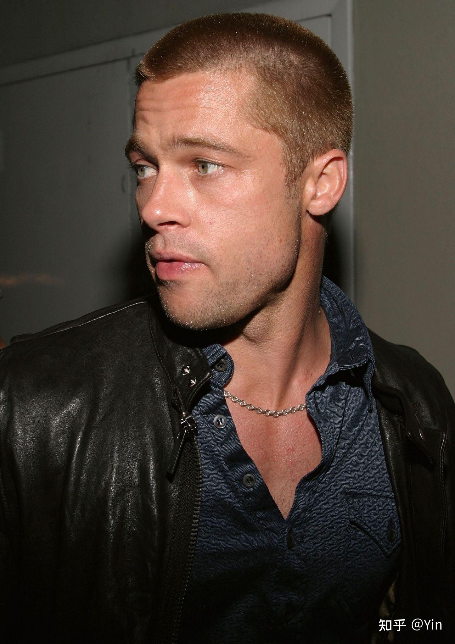 有没有能体现布拉德皮特颜值的壁纸