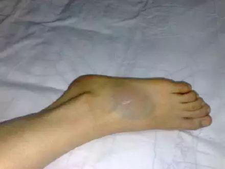 不服吹爆nikepg4x张凯丽最新战靴