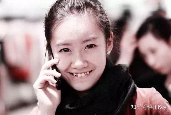 女生有虎牙是什么样的体验?