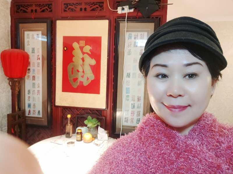 莱蒂娅-年龄从不是限制你的借口