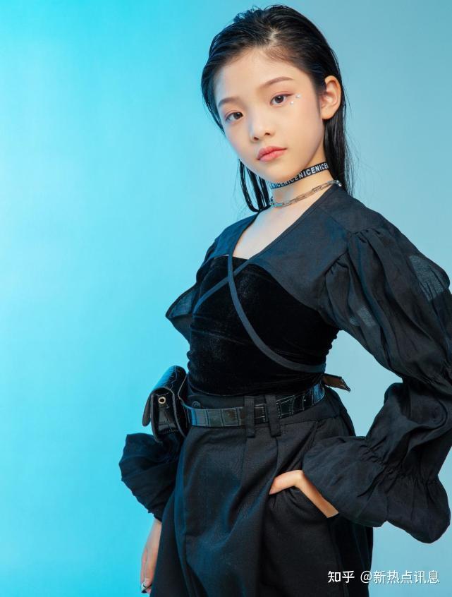 小超模刘芯语荣获2021第五季完美童模全球总决赛全球冠军