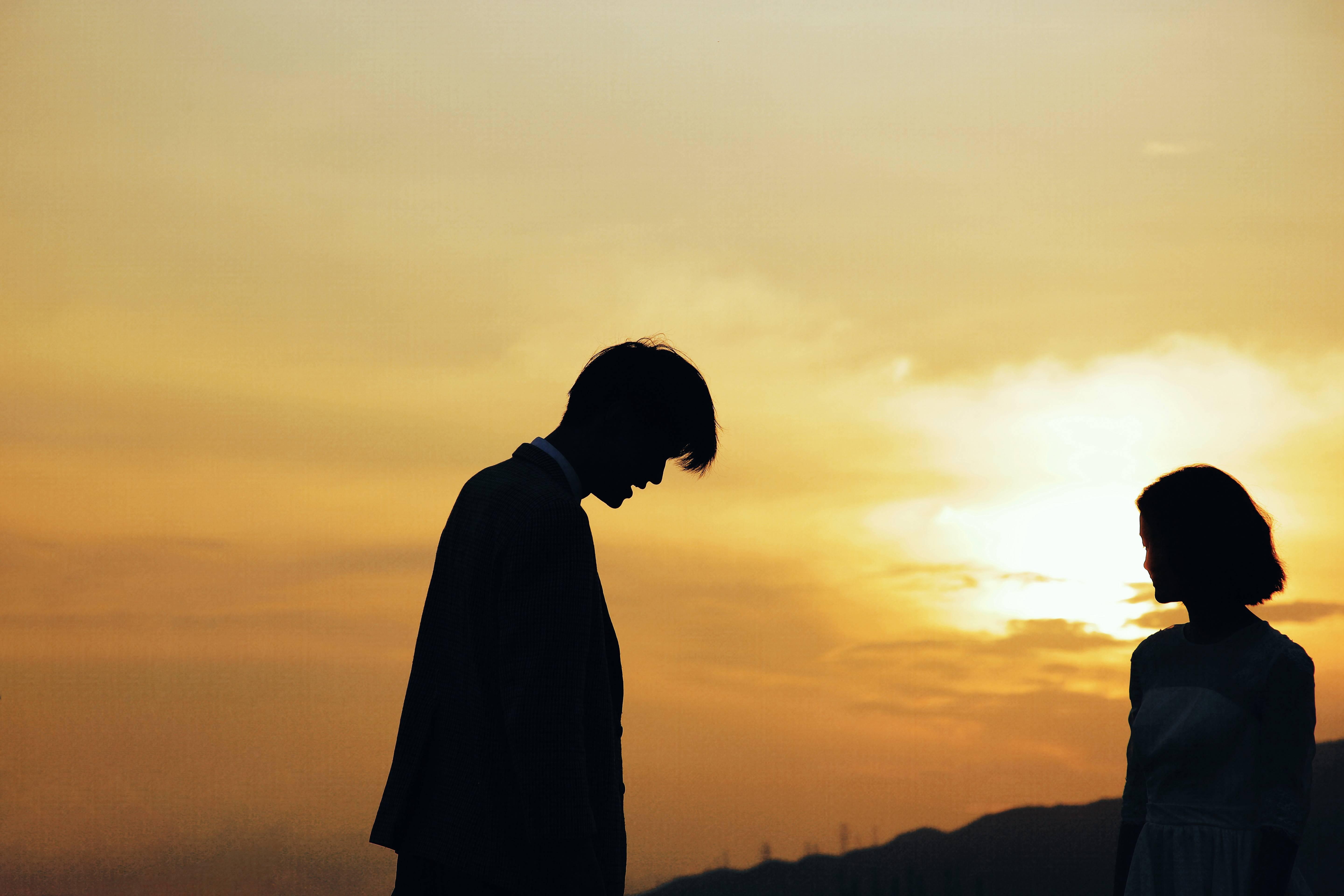 在落日余晖时对你说爱意深沉绽放摄婚纱照