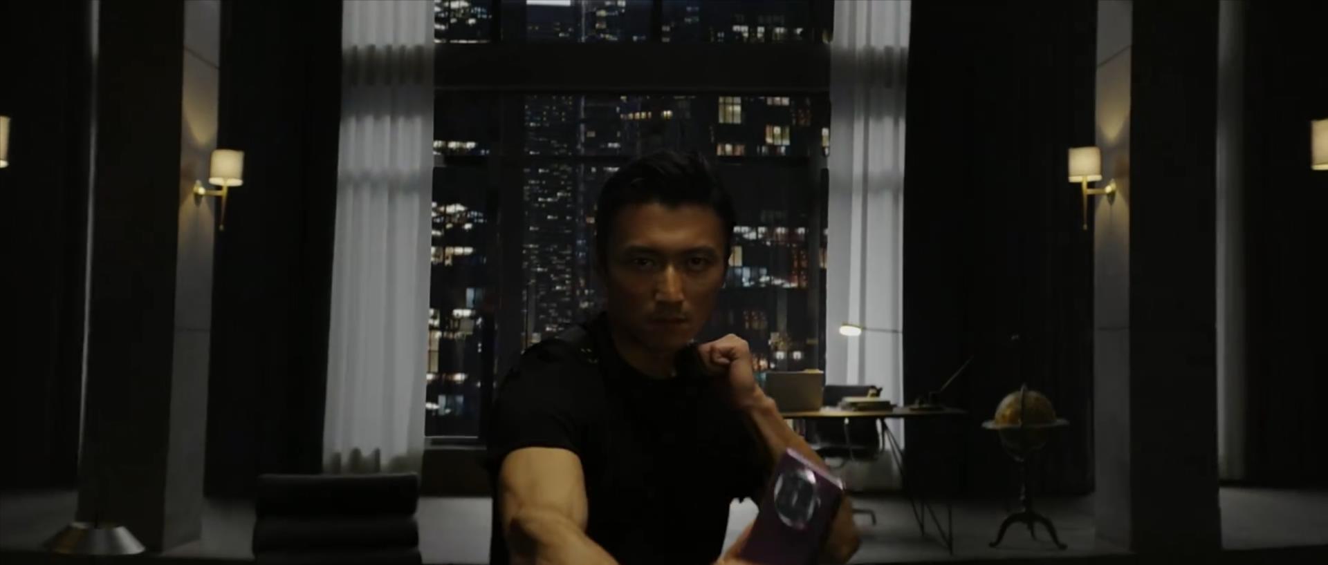 获奖广告欣赏华为峰行任务找出真正的广告词