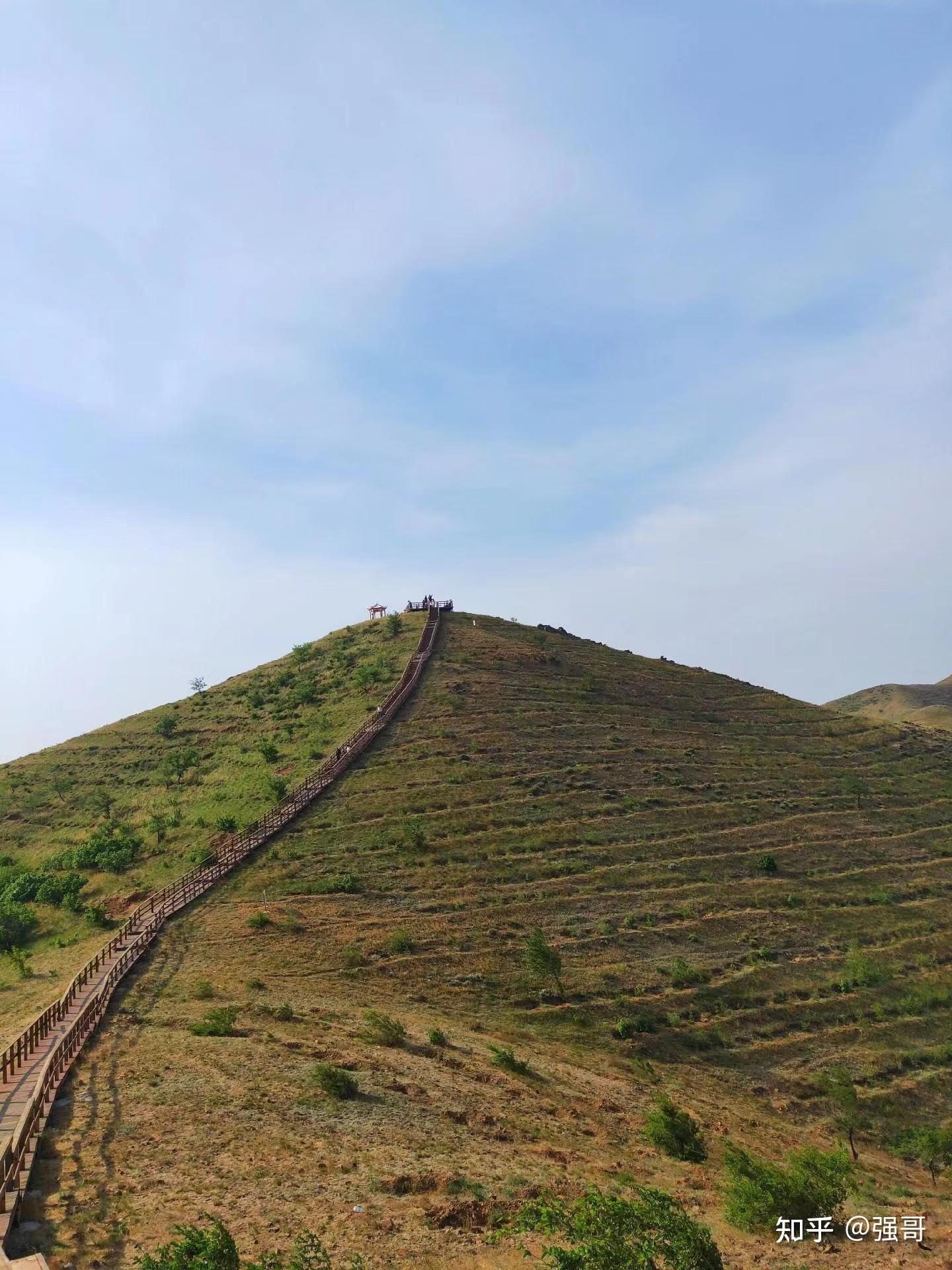 敖汉旗三十二连山风景图片