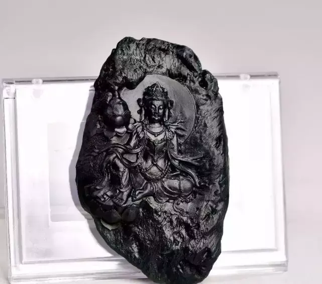 2018《华表奖》落幕,现场玉雕作品估值过乙-2018年中国华表奖最佳男演员奖